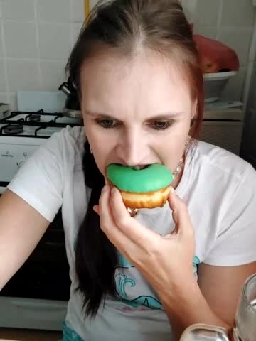 LisaLovHoney Cam Model Chat October 6, 2025