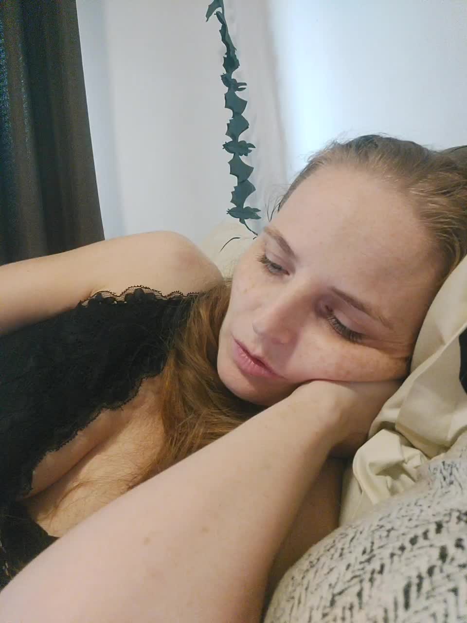 S-O-F-I-A Cam Model Chat October 6, 2025