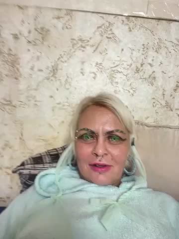 Gardener_of_Illusions Cam Model Chat October 6, 2025