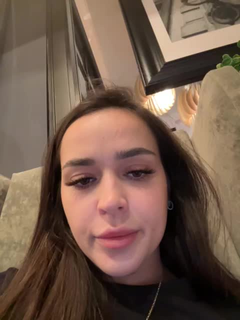 -Sasha-Orlova- Cam Model Chat October 6, 2025