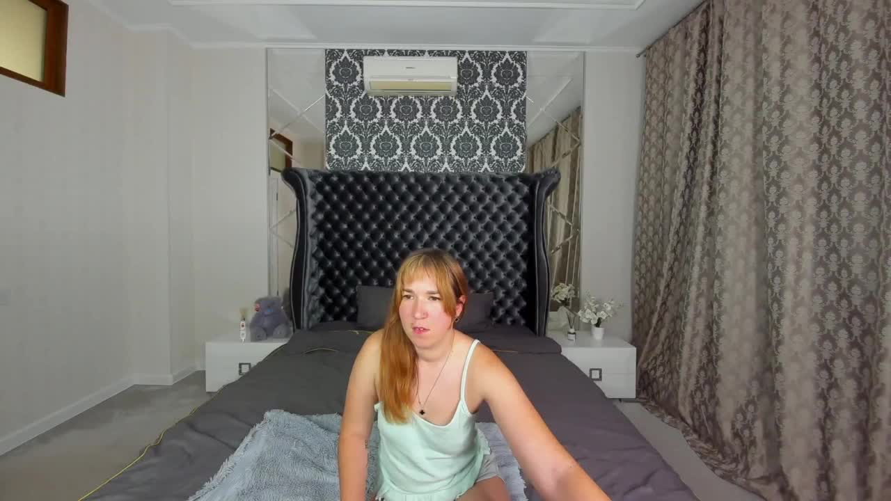 SofiiDarling Cam Model Chat October 6, 2025