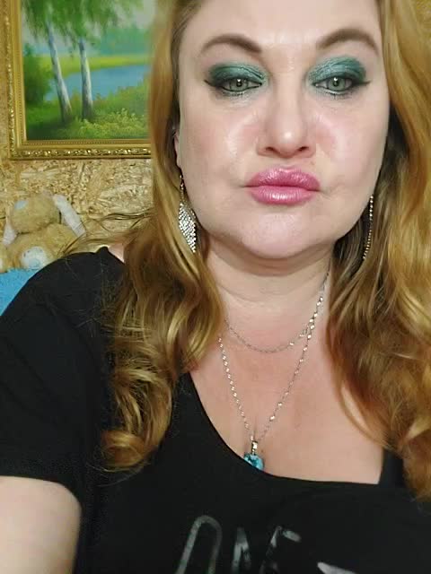 -Your_dream- Cam Model Chat October 6, 2025