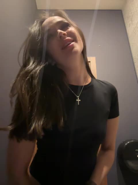 -Sasha-Orlova- Cam Model Chat October 6, 2025