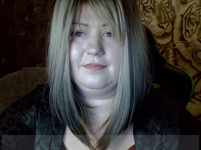 SanLuna Cam Model Chat October 6, 2025