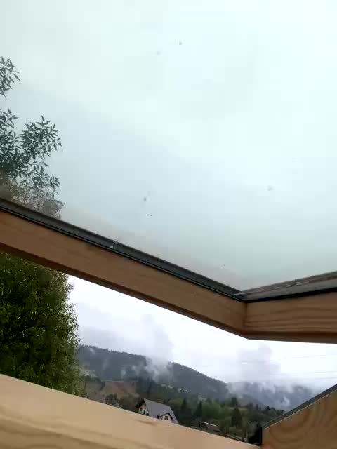 Vivien_ Cam Model Chat October 6, 2025