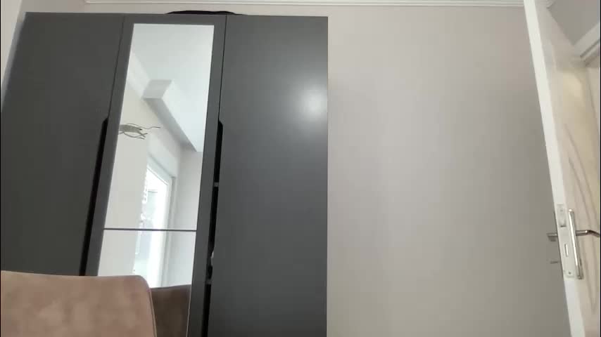 silver_miley Cam Model Chat October 6, 2025