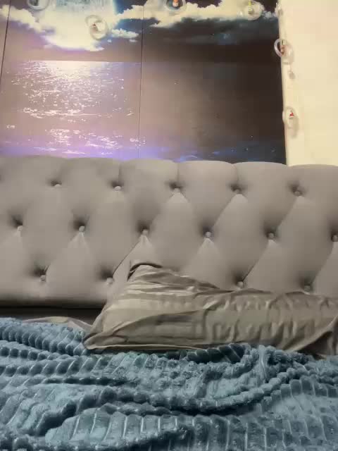 -Sexy_Hot_Angel- Cam Model Chat October 7, 2025