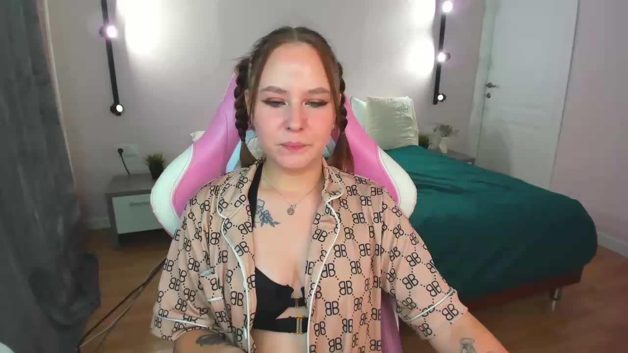 Sheila-Rich Cam Model Chat October 7, 2025