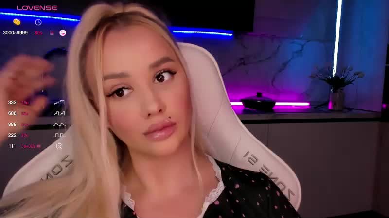 In-your-fucking-mind Cam Model Chat October 7, 2025