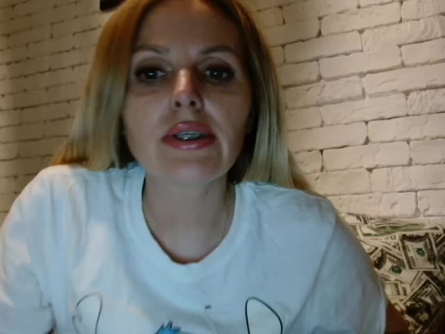 AngelAlone Cam Model Chat October 7, 2025
