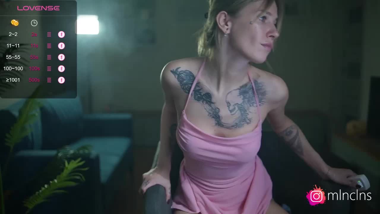 mel-collins Cam Model Chat October 7, 2025