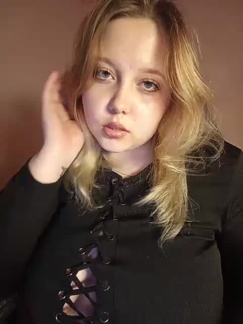 Skujnaya Cam Model Chat October 7, 2025