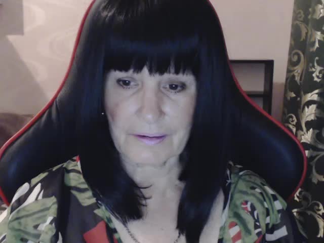 KatarinaGloss Cam Model Chat October 7, 2025