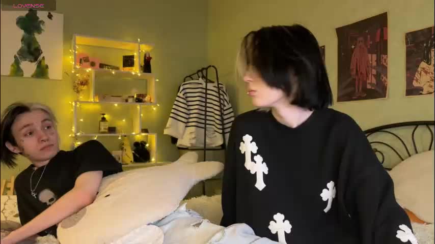 veryraretwins Cam Model Chat October 7, 2025