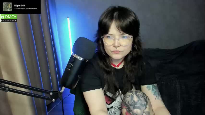 hell_hotline Cam Model Chat October 7, 2025
