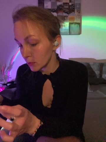 Alisasqrl Cam Model Chat October 7, 2025