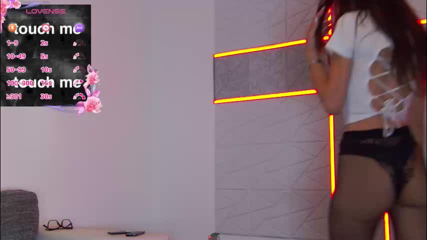 hailey_peach Cam Model Chat October 7, 2025