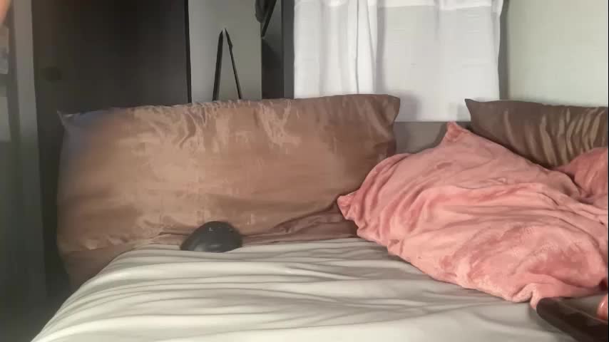 ava_west Cam Model Chat October 7, 2025