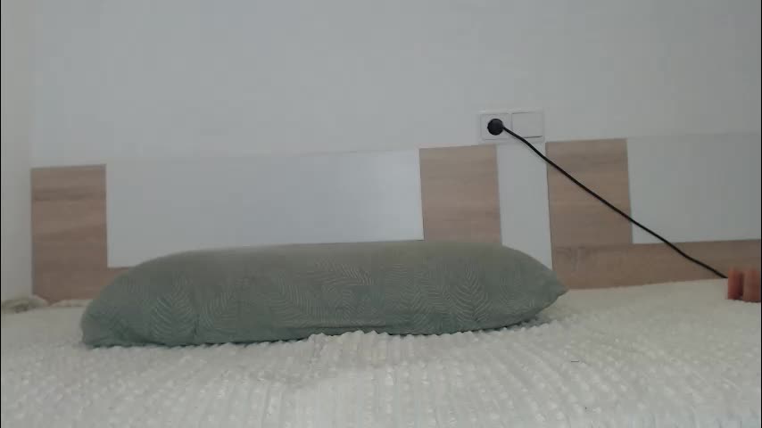 samanta972688 Cam Model Chat October 7, 2025