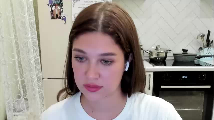 kylieblond Cam Model Chat October 7, 2025