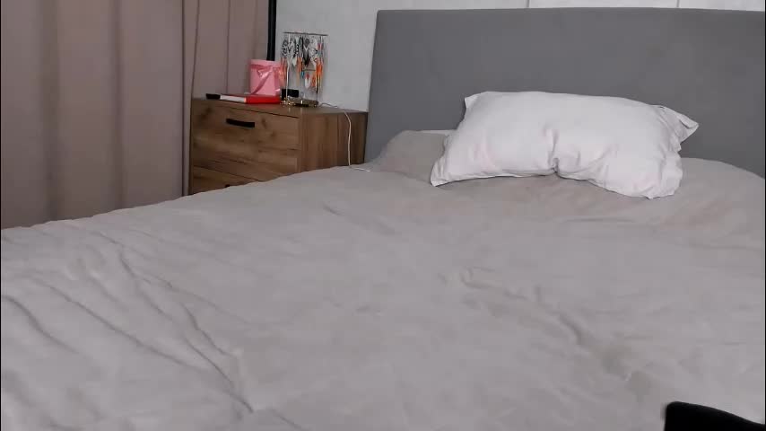 bubbling_crush Cam Model Chat October 7, 2025