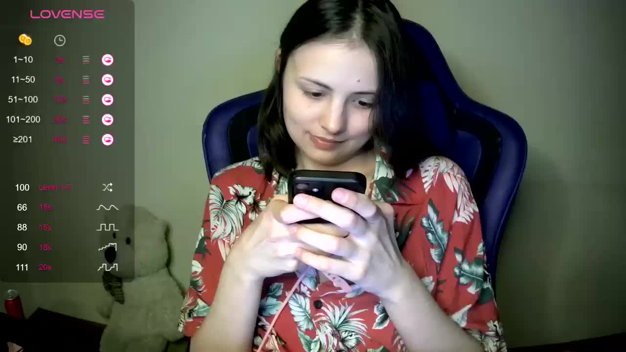 SilverSaya Cam Model Chat October 7, 2025