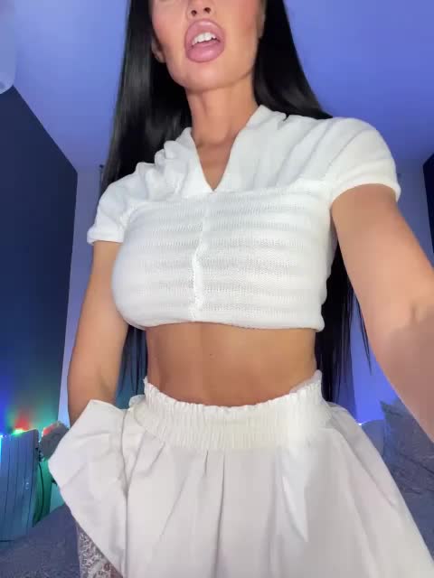 nicole21x Cam Model Chat October 7, 2025