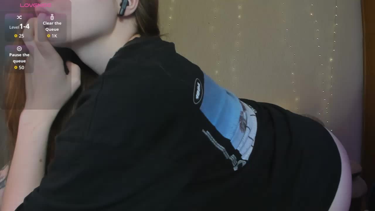 Giai Cam Model Chat October 7, 2025