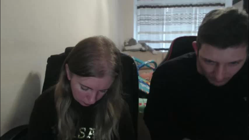 jenisandpeter Cam Model Chat October 7, 2025