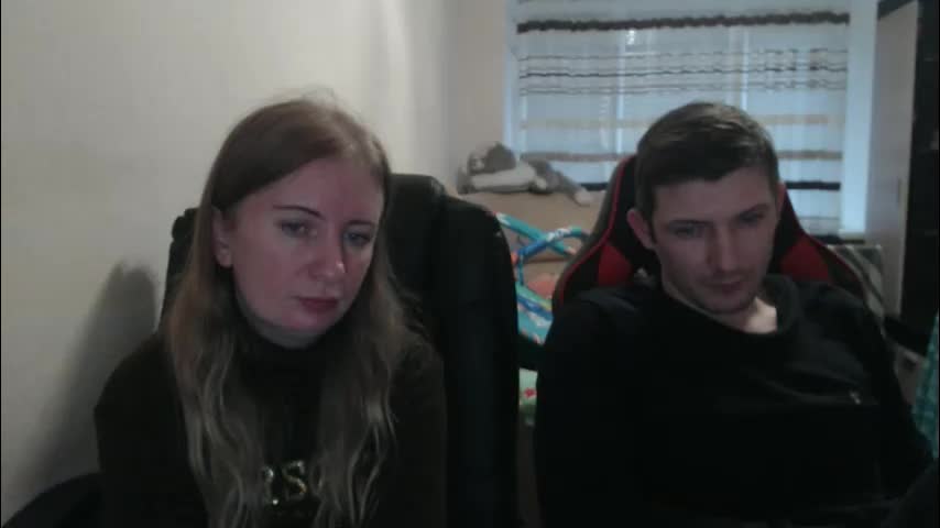 jenisandpeter Cam Model Chat October 7, 2025