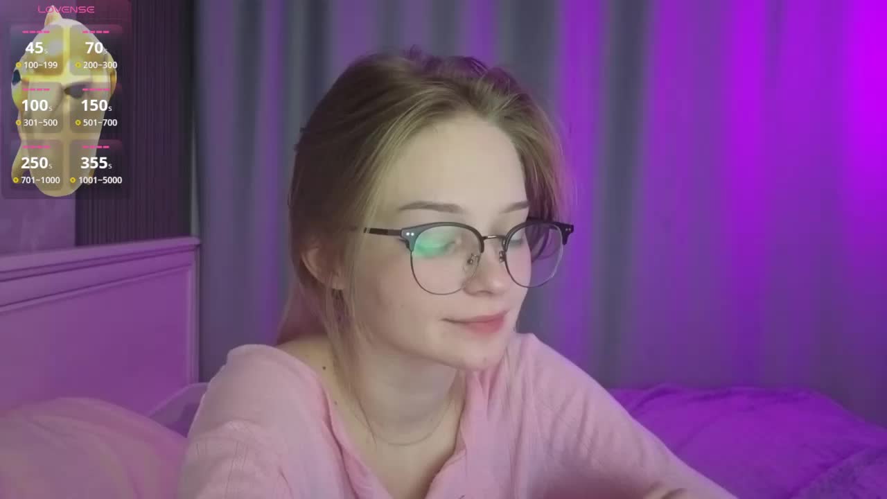 vialeta-baby Cam Model Chat October 7, 2025