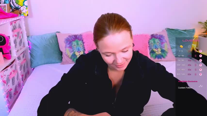 Karen_morris Cam Model Chat October 7, 2025