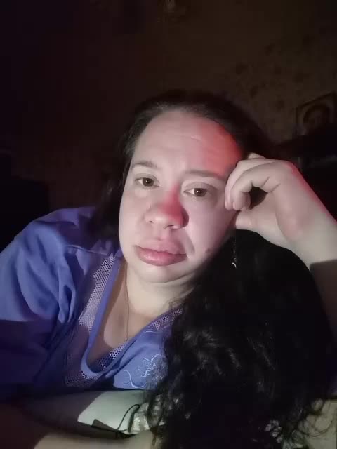 catsloveqq Cam Model Chat October 7, 2025