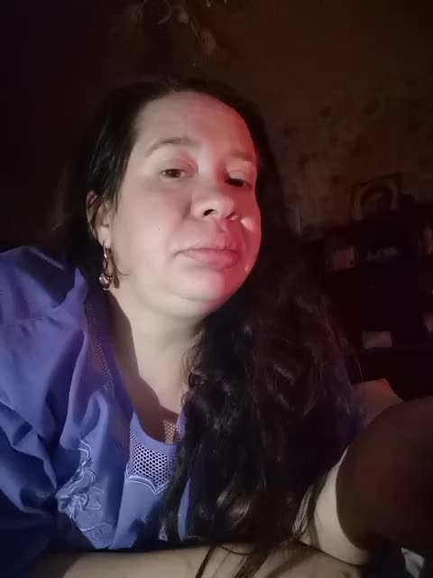 catsloveqq Cam Model Chat October 7, 2025