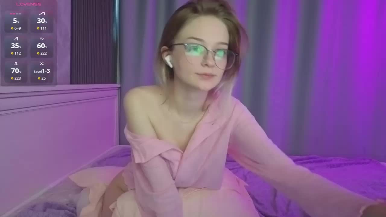 vialeta-baby Cam Model Chat October 7, 2025