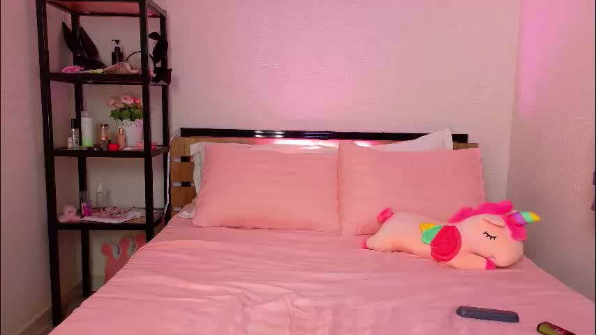lovely_poppy Cam Model Chat October 7, 2025