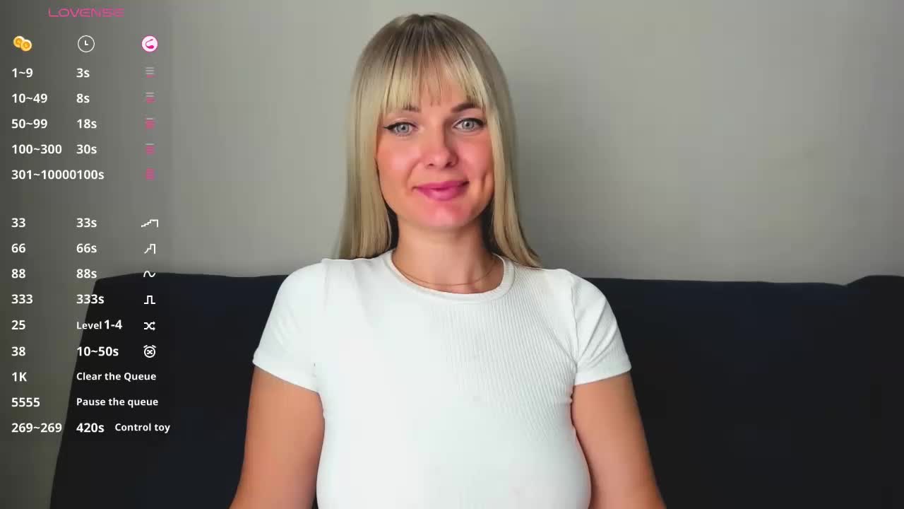 PaulaKiss Cam Model Chat October 7, 2025