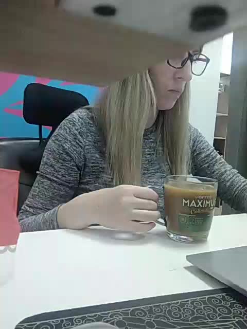 Xo4y-Tpax Cam Model Chat October 7, 2025