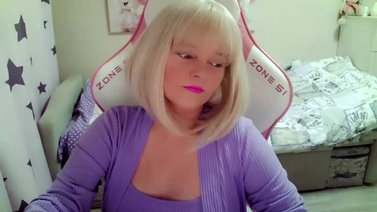 ChristieRoses Cam Model Chat October 7, 2025