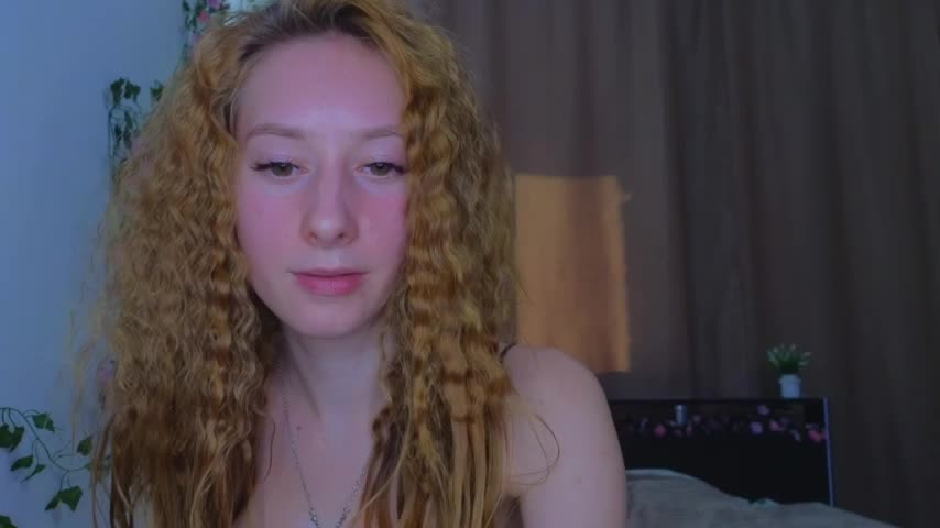 Candy_Flosse Cam Model Chat October 7, 2025