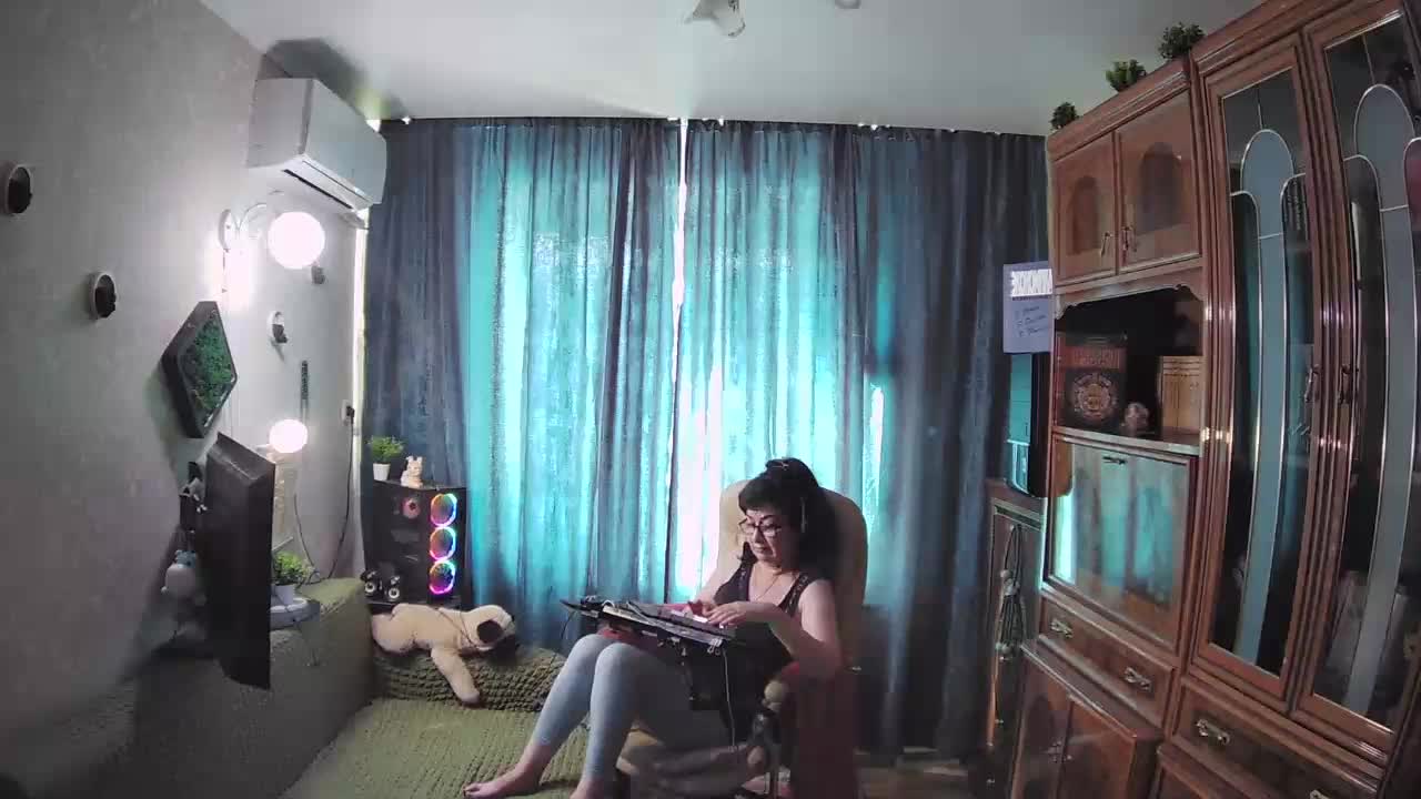 Infodar Cam Model Chat October 7, 2025