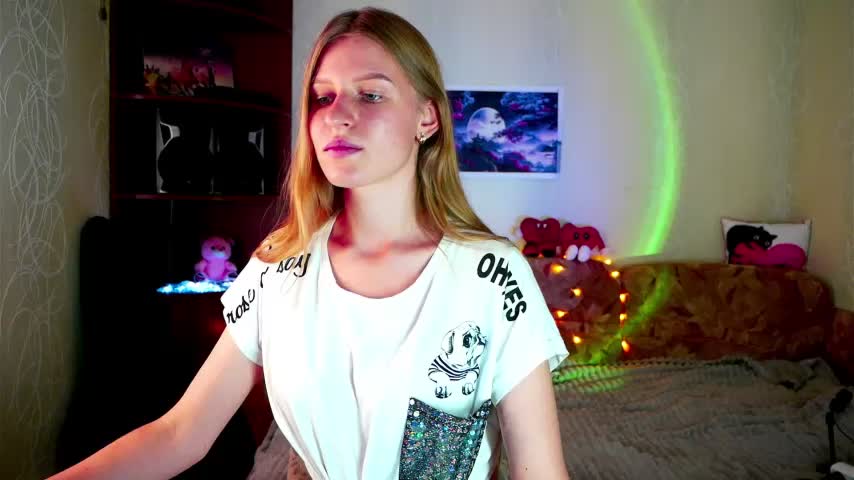 Luntryy Cam Model Chat October 7, 2025