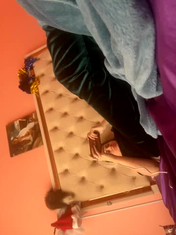 Flossy_Vettie Cam Model Chat October 7, 2025