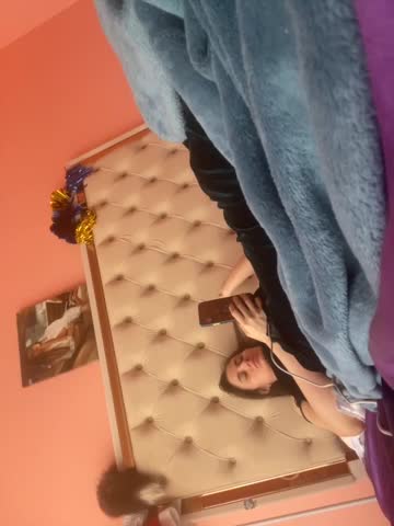 Flossy_Vettie Cam Model Chat October 7, 2025