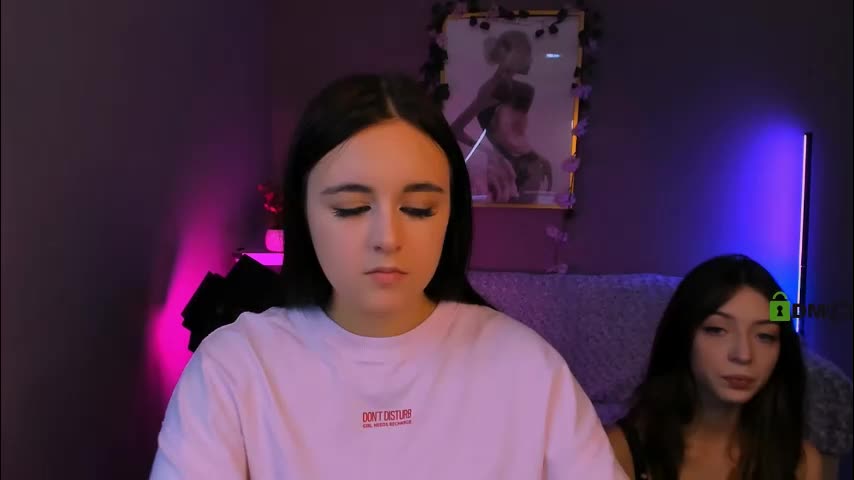 justcamila_ Cam Model Chat October 7, 2025