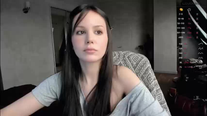 yourher0in Cam Model Chat October 7, 2025