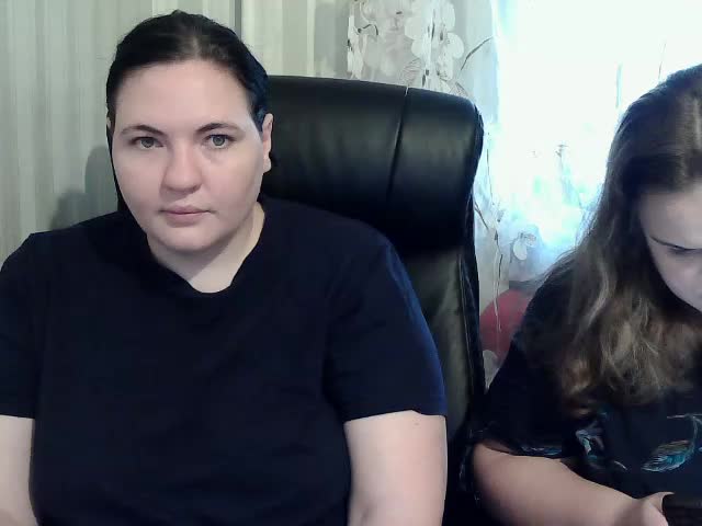 HollyXEva Cam Model Chat October 7, 2025