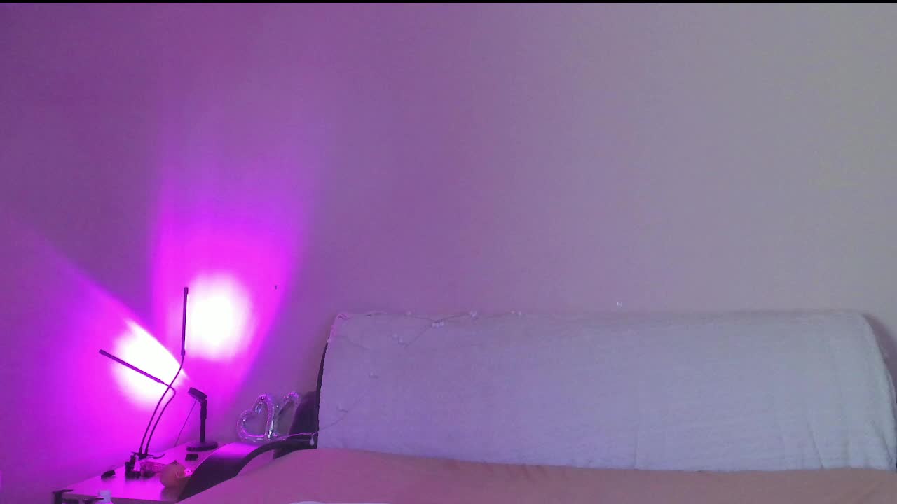 may-flower Cam Model Chat October 7, 2025