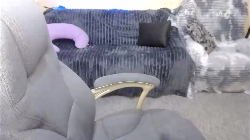 your___strawwberry Cam Model Chat October 7, 2025