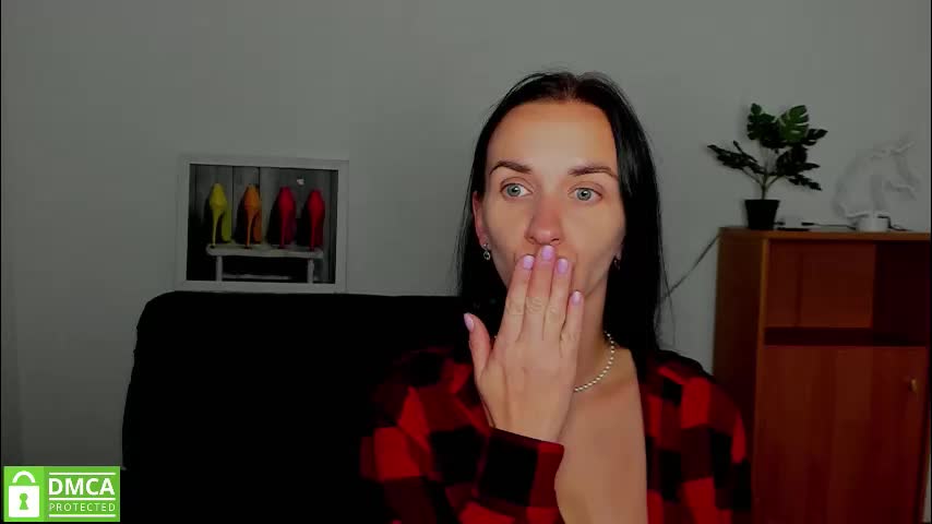 annakillian_kiss Cam Model Chat October 7, 2025